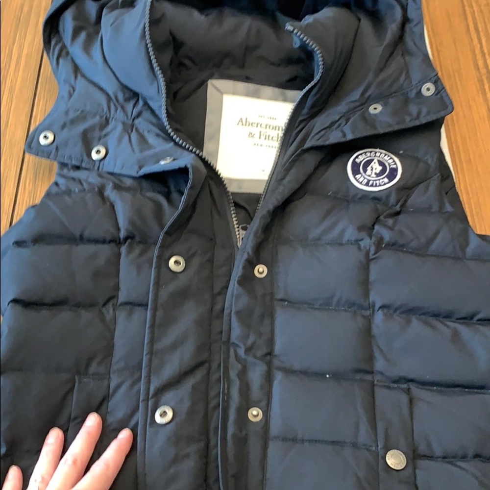 Abercrombie And Fitch Down Filled Vest. - image 5